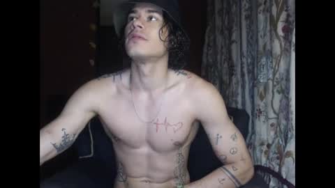 jffer_slhom online show from November 16, 7:27 pm