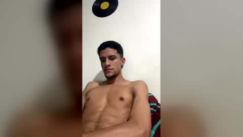 jhannpi online show from April 21, 7:03 am