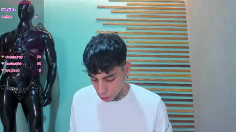 Snapshot of jharol_cardona chatting on February 14, 1:34 am Jharol online show from February 14, 1:34 am