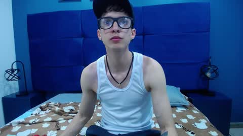 Snapshot of jheampiero chatting on September 16, 1:34 pm Jheampiero online show from September 16, 1:34 pm