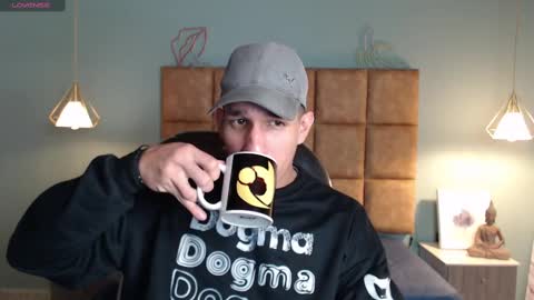 Jheider R. online show from December 23, 3:40 am