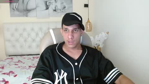 Jheider R. online show from December 9, 4:01 am