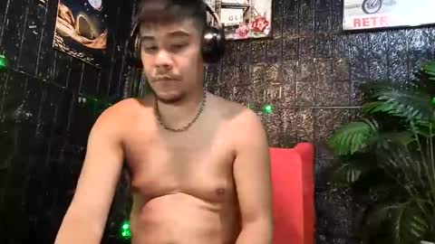 jherry26 online show from April 26, 1:52 pm