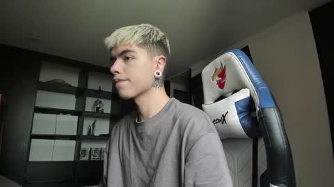 Morghan online show from December 3, 4:06 pm