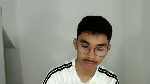 Johnny  online show from December 20, 9:27 am