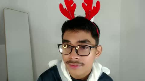 Johnny  online show from December 23, 9:29 am