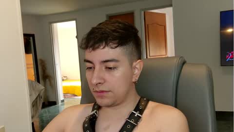 Snapshot of jhoan_saenz chatting on September 28, 5:00 pm Jhoan Saenz online show from September 28, 5:00 pm