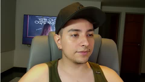 Snapshot of jhoan_saenz chatting on October 3, 3:00 am Jhoan Saenz online show from October 3, 3:00 am