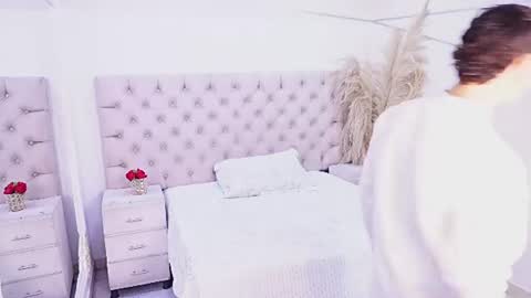 jhoanleandro online show from June 22, 5:03 am