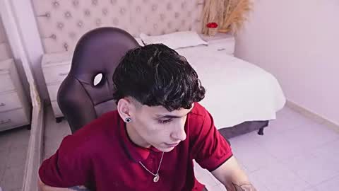 jhoanleandro online show from June 23, 5:45 am