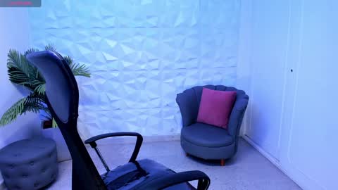 Snapshot of jhon_bear02 chatting on January 30, 11:11 am John Bear.... online show from January 30, 11:11 am