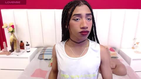 Snapshot of jhon_santana chatting on December 2, 1:00 pm santana online show from December 2, 1:00 pm