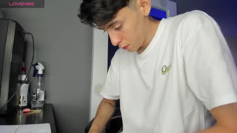 Snapshot of jhon_snow__ chatting on October 7, 12:53 pm Jhon online show from October 7, 12:53 pm