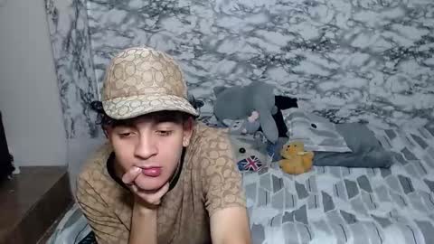 jhonay__cute online show from March 25, 2:15 am