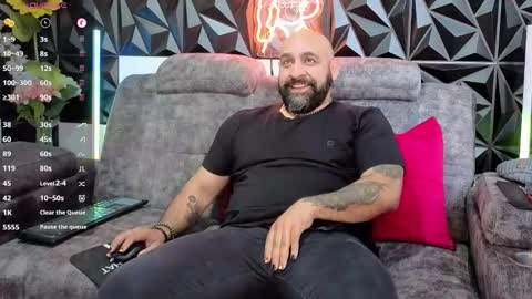 JhonD online show from February 5, 8:05 pm