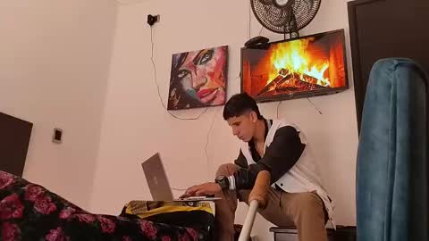 jhon online show from December 31, 4:46 pm