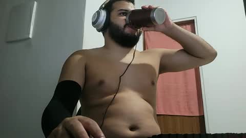 jhonizin online show from April 20, 3:42 am