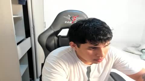 jhonny_dickm online show from September 25, 4:55 am