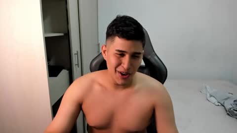 jhonny_dickm online show from October 31, 4:03 am