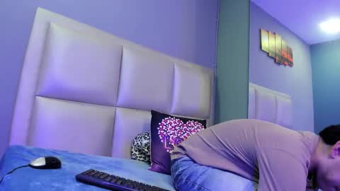 Jhonny online show from October 29, 1:58 pm