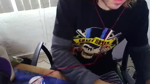 jhonnygoldendick online show from December 7, 9:44 pm