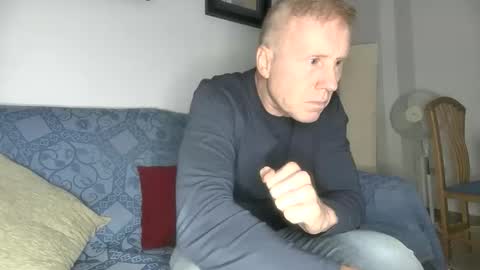 Snapshot of jhonpelopaja2 chatting on December 8, 10:41 am jhonpelopaja2 online show from December 8, 10:41 am