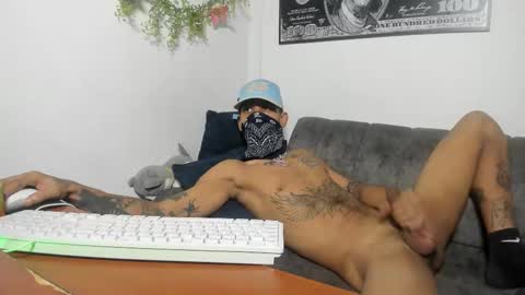 jhonson821 online show from November 13, 2:11 pm