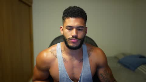   IG jhony serna  IG Personal jonathanserna88 online show from December 18, 4:31 am