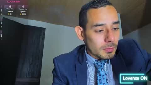 Jhony Alzate online show from October 31, 3:52 am