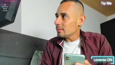 Jhony Alzate online show from April 21, 3:34 am