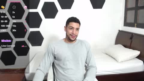Snapshot of jhors__collens chatting on January 29, 6:01 am Jhors online show from January 29, 6:01 am