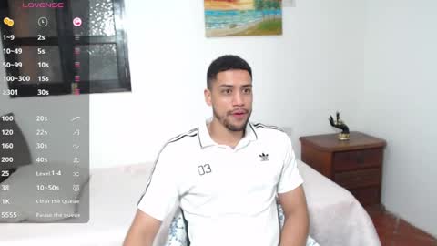Snapshot of jhors__collens chatting on February 21, 6:29 am Jhors online show from February 21, 6:29 am