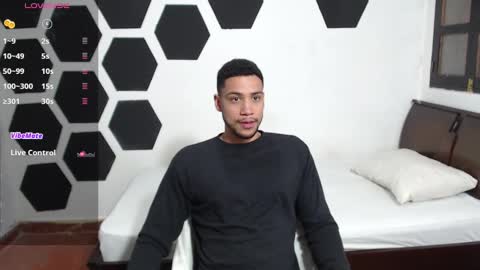 Snapshot of jhors__collens chatting on January 22, 5:48 am Jhors online show from January 22, 5:48 am