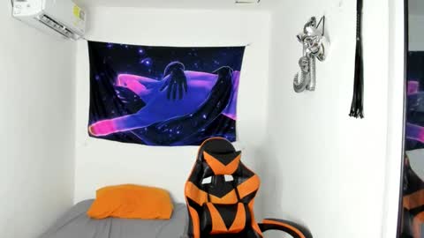 Snapshot of jhosep_hamilton chatting on October 15, 6:48 pm jhosep_hamilton online show from October 15, 6:48 pm