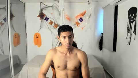 Snapshot of jhosep_hamilton chatting on October 29, 6:44 pm jhosep_hamilton online show from October 29, 6:44 pm