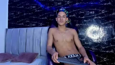 Jhostin online show from October 13, 6:08 am
