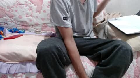 Snapshot of jhosuamoore chatting on February 20, 2:46 pm Jhosuamoore online show from February 20, 2:46 pm