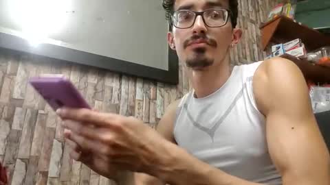 Jhosuamoore  online show from April 19, 9:06 pm