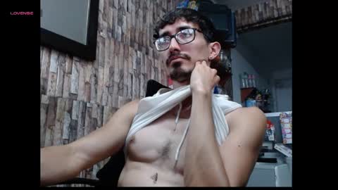 jhosuamoore2 online show from April 20, 10:23 pm