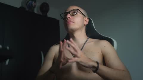 Jhx online show from April 27, 9:20 pm