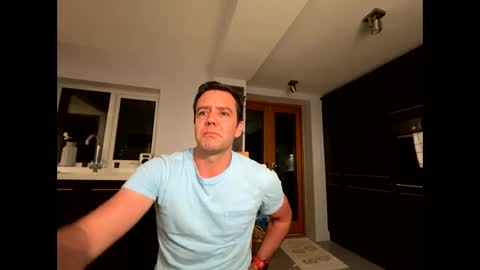 jigster73 online show from April 11, 9:18 pm