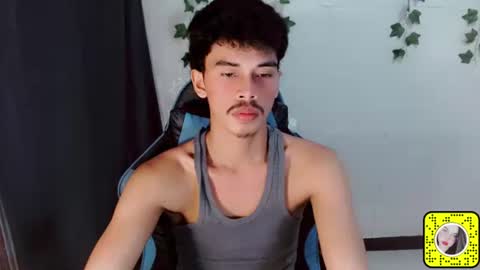 Snapshot of jim_cumxx chatting on October 11, 9:46 am JIMBOY online show from October 11, 9:46 am