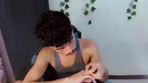 Snapshot of jim_cumxx chatting on October 10, 9:36 am JIMBOY online show from October 10, 9:36 am