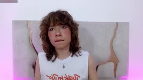 Hi Im Jim online show from October 19, 3:11 am