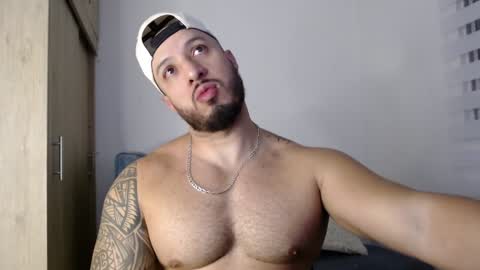 Snapshot of jimmy_king1 chatting on January 31, 1:33 am JIMMY online show from January 31, 1:33 am