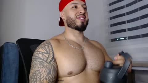 Snapshot of jimmy_king1 chatting on February 23, 12:47 am JIMMY online show from February 23, 12:47 am