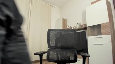 AlphaJimmy online show from November 10, 7:41 pm