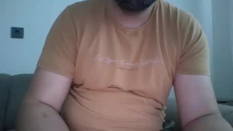 jiqoloemre online show from February 1, 9:19 am