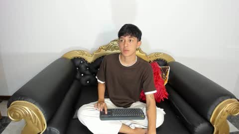 Jisusth online show from February 4, 11:55 pm