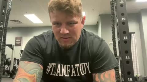 jitzgolfer online show from November 29, 3:52 am